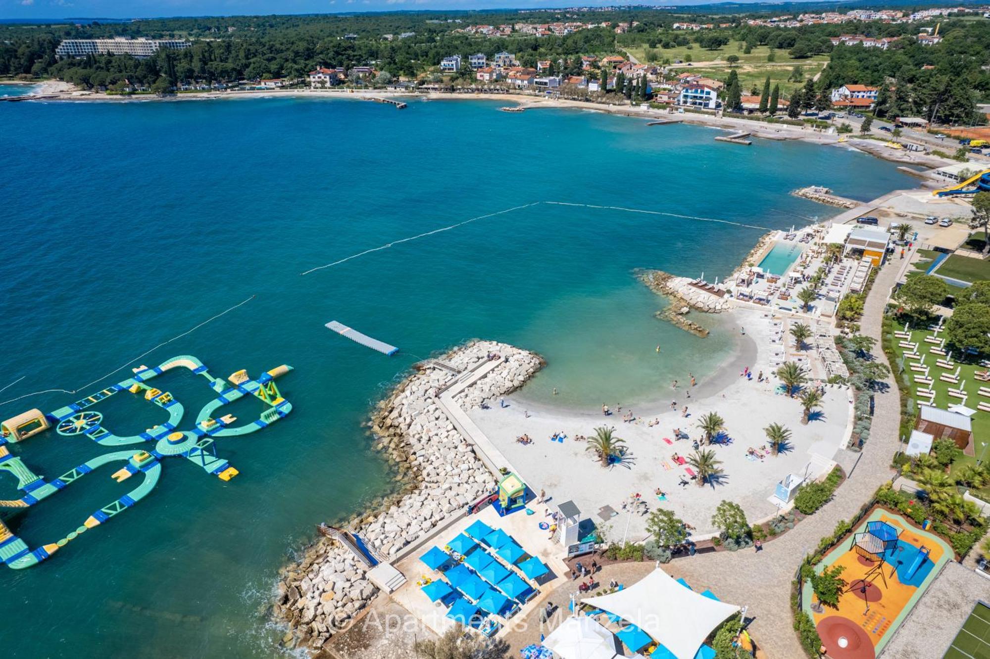 Apartments Marizela Porec Bagian luar foto