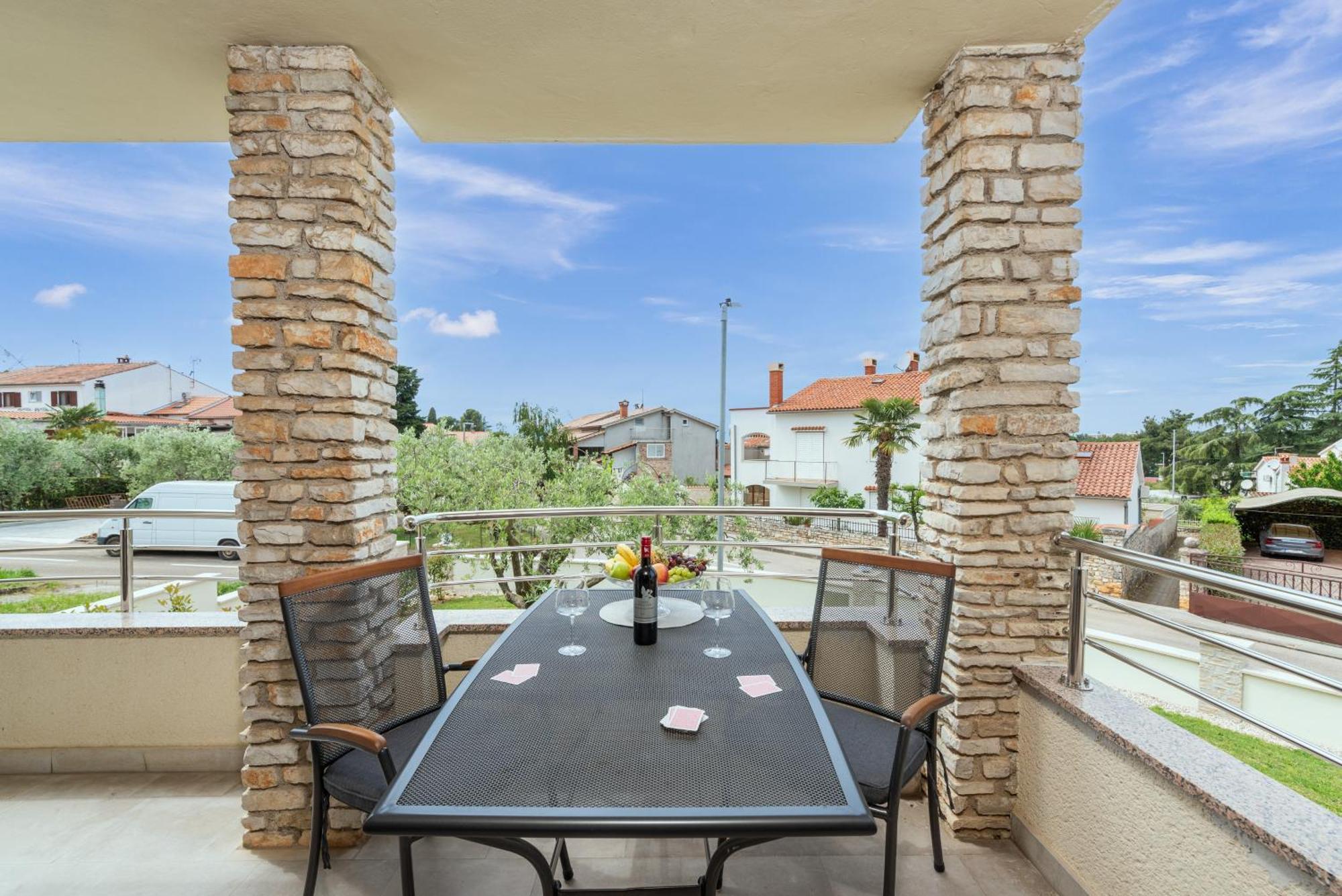 Apartments Marizela Porec Bagian luar foto