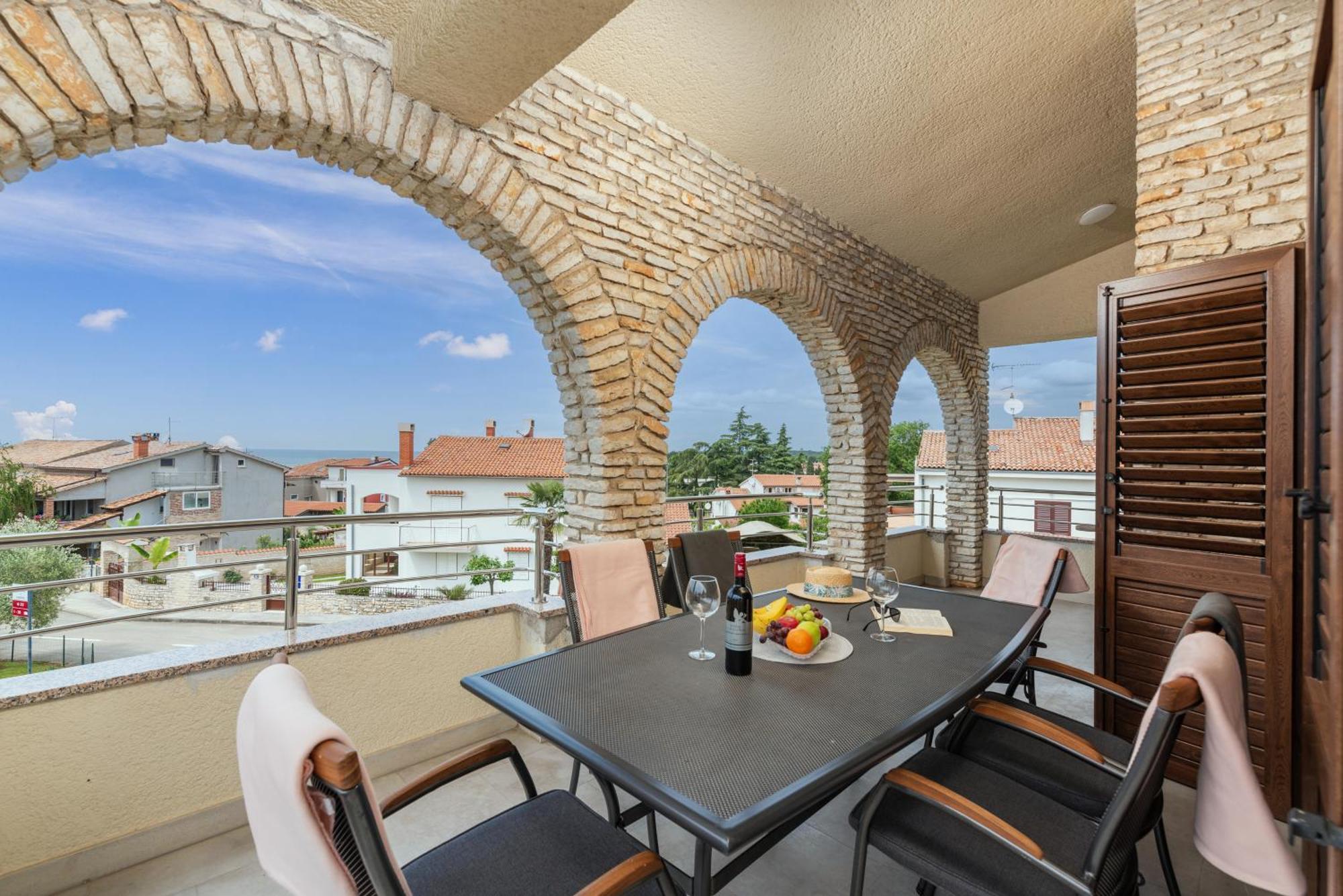 Apartments Marizela Porec Bagian luar foto