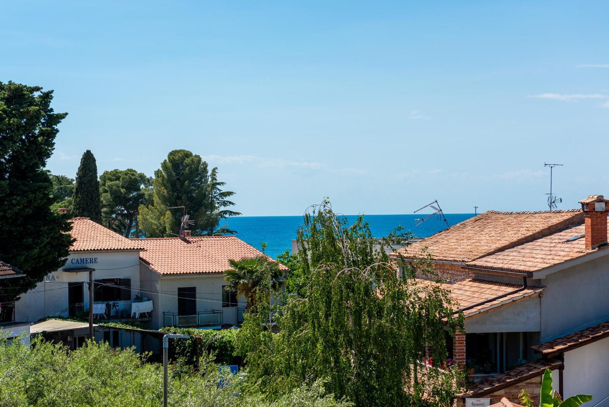 Apartments Marizela Porec Bagian luar foto